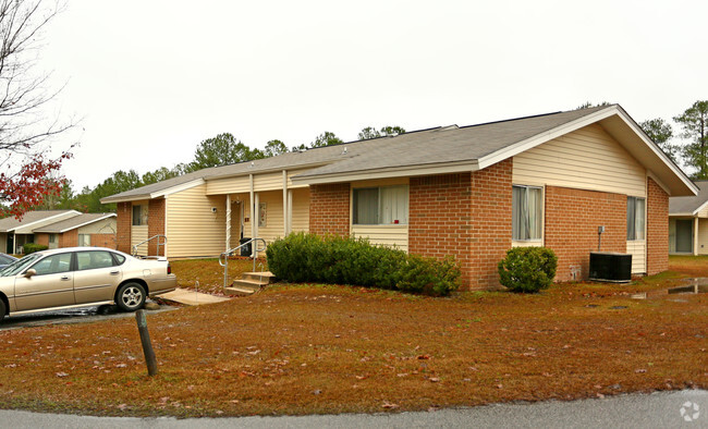 Building Photo - River Junction Apartments