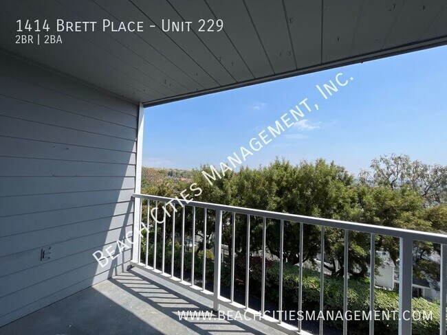 Building Photo - 1414 Brett Pl
