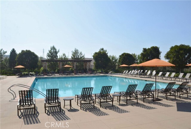 Building Photo - 41 Bianco