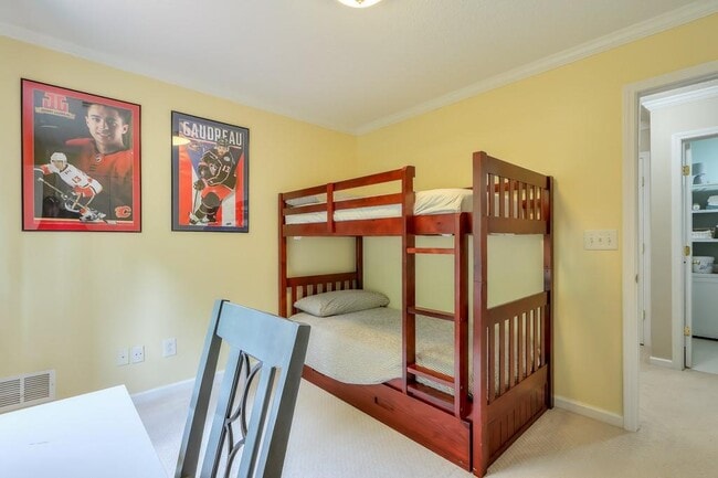 Building Photo - 508 Keeneland Ave
