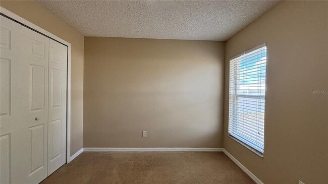 Building Photo - 252 Bramley Ct