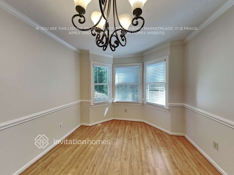Building Photo - 815 Brightmoor Dr