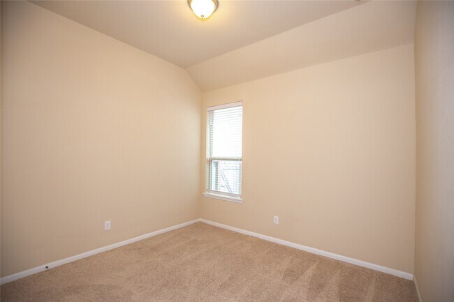Building Photo - 311 Lockridge Hill Ln