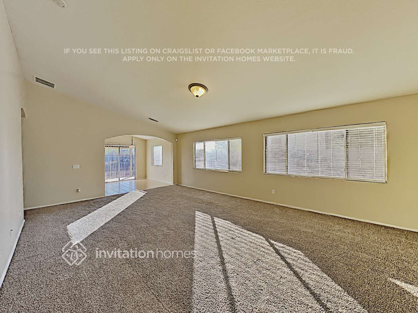 Building Photo - 5421 W Grove St