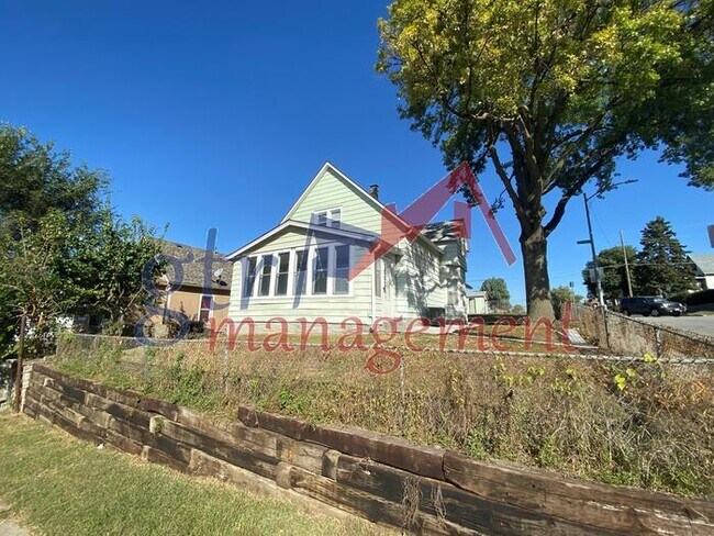 Building Photo - 3352 T St