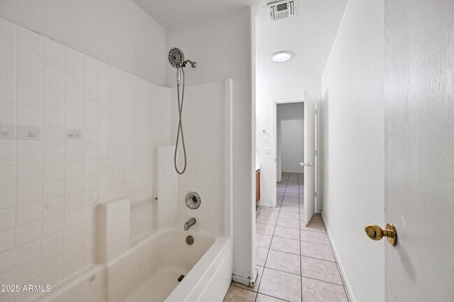 Building Photo - 8666 W Mauro Ln