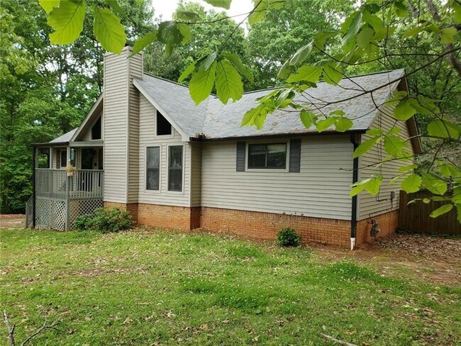 Building Photo - 5532 Stewart Mill Rd