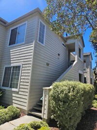 Building Photo - 2116 Hastings Shore Ln