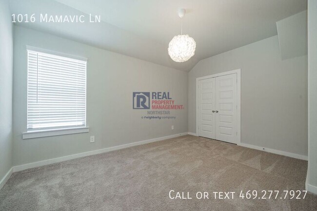 Building Photo - 1016 Mamavic Ln