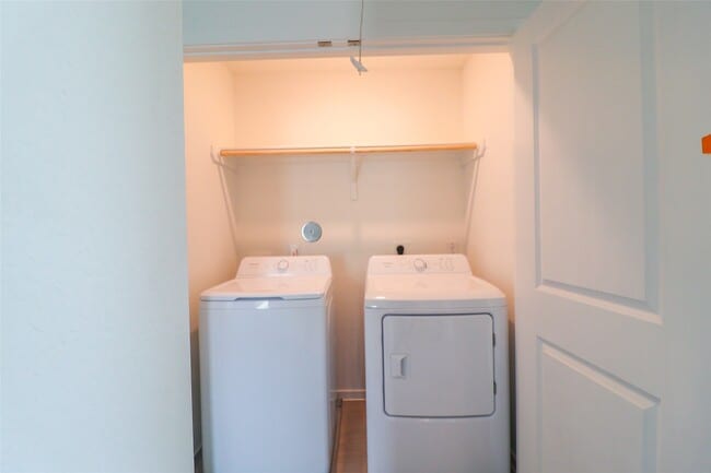 Building Photo - 31371 Black Cherry St