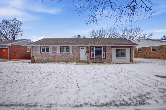 Building Photo - 946 N Westedge Dr