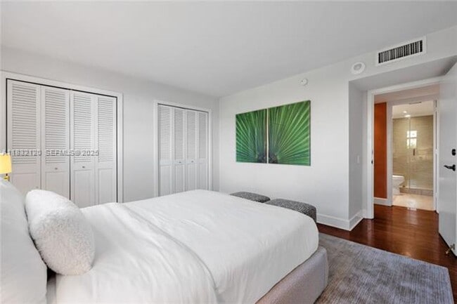 Building Photo - 615 Ocean Dr