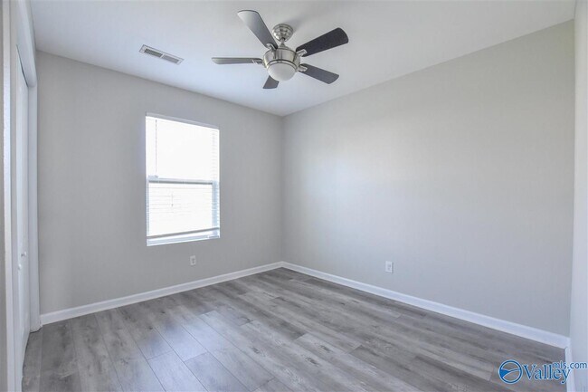 Building Photo - 106 Point Given Ln