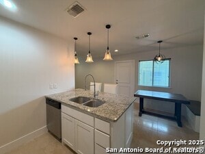 Building Photo - 2811 Woodbury Dr