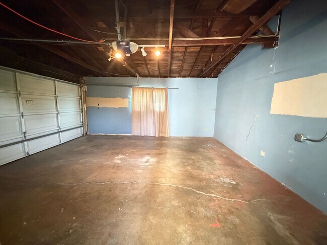 Building Photo - Beautiful & Spacious 3Bedroom / 1.5Bath in West Covina