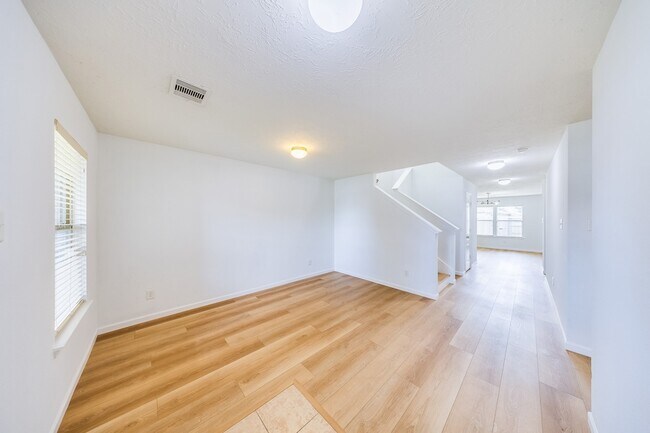 Building Photo - 21415 Sagrantino Ct