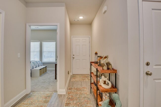 Building Photo - 1103 Clareton Dr