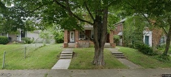 Building Photo - 137 E 5th St