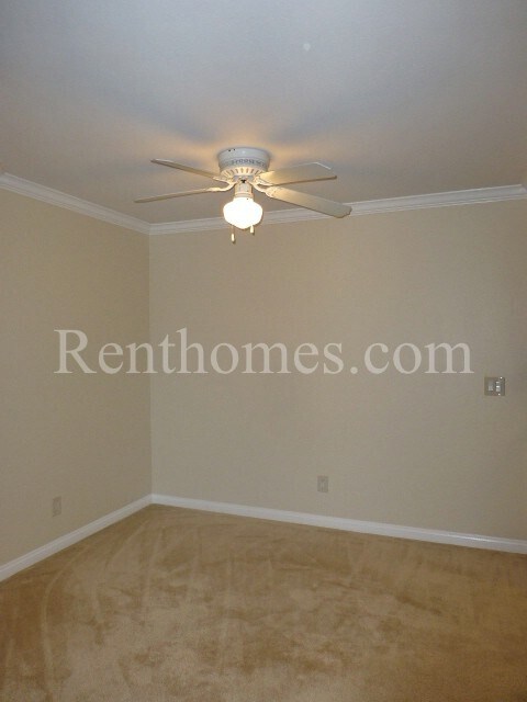 Building Photo - 12043 Alta Carmel Ct