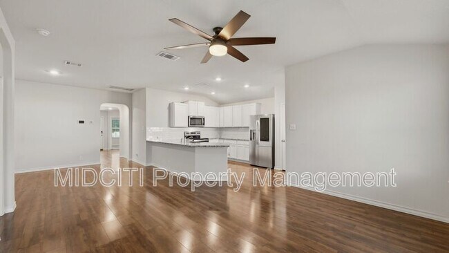 Building Photo - 221 Tule Canyons
