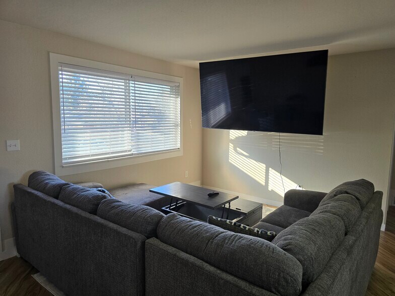 Upstairs living room. - 902 S Zephyr Ct