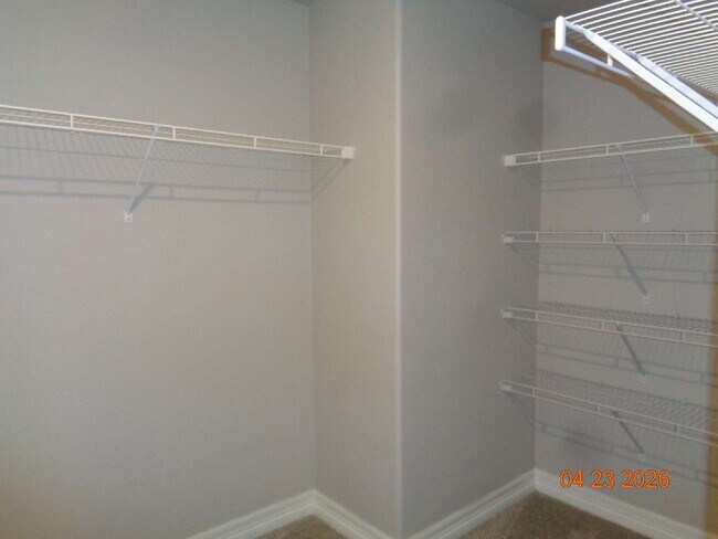 Building Photo - Lorson Ranch beauty