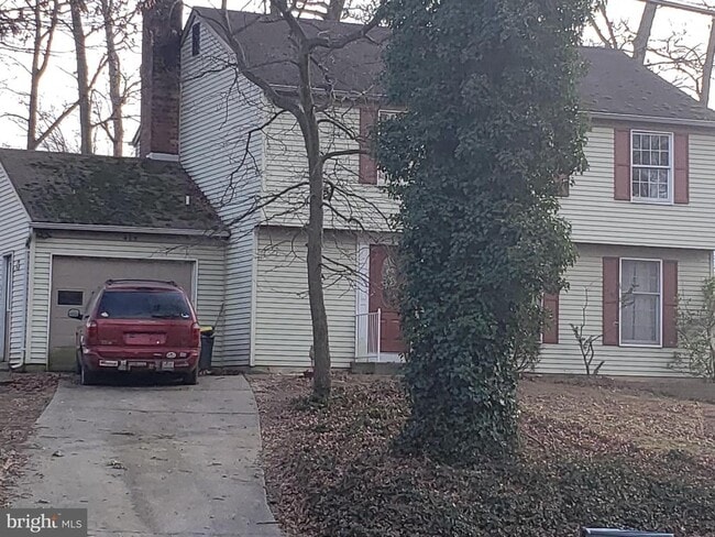 Building Photo - 405 Trimble Rd