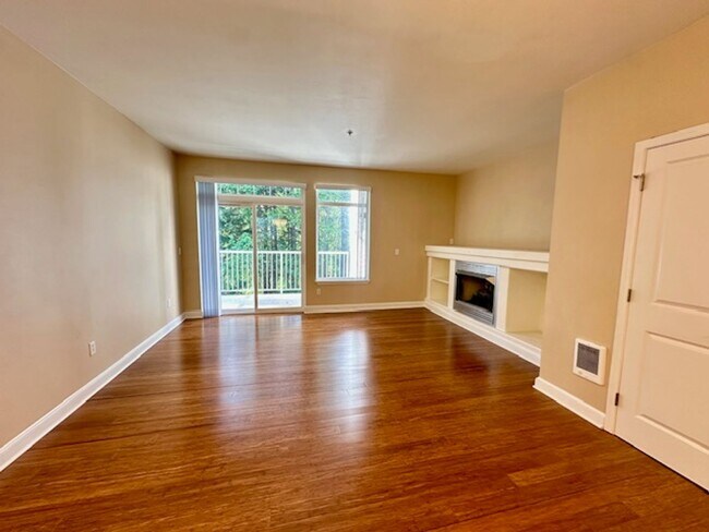Building Photo - 5400 Harbour Pointe Blvd