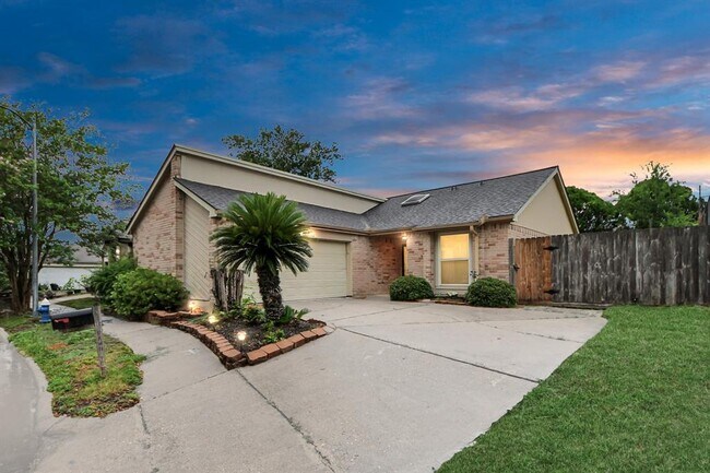 Building Photo - 8502 Fawn Terrace Dr