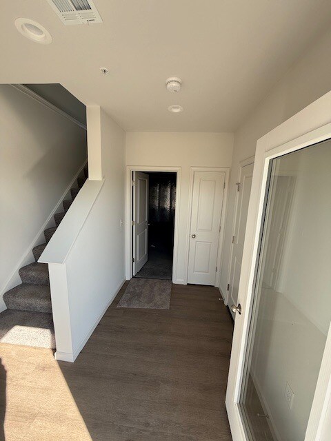 Building Photo - 50 N Conifer Dr