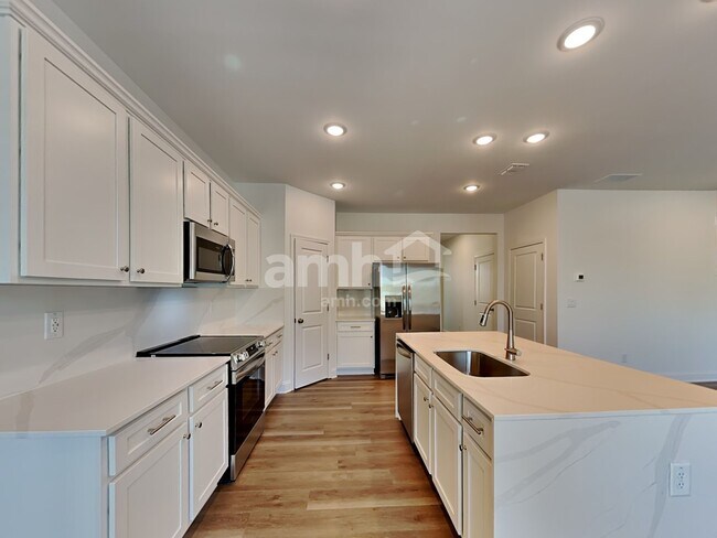 Building Photo - 1614 Soapstone Rd