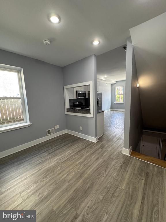 Building Photo - 1522 Willington St