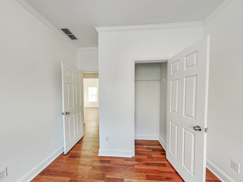 Building Photo - 333 Fletcher St SW