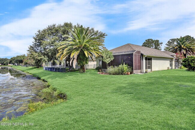 Building Photo - 1325 Fairway Village Dr