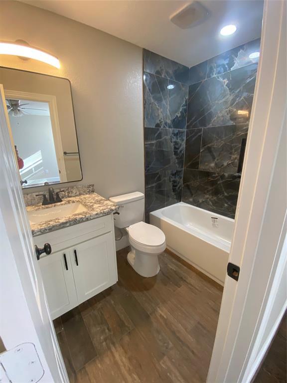 Building Photo - 201 Mesquite St