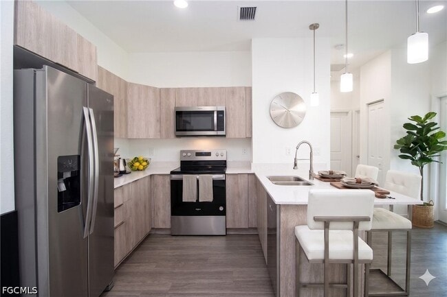 Building Photo - 9004 Justice Cir