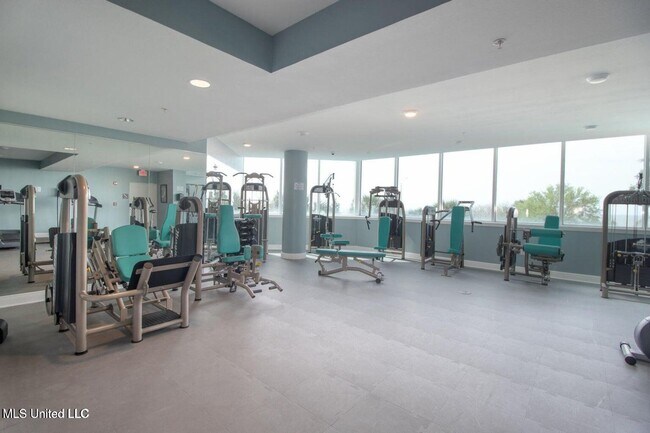 Building Photo - Beau View Condo - Coastal View for Miles