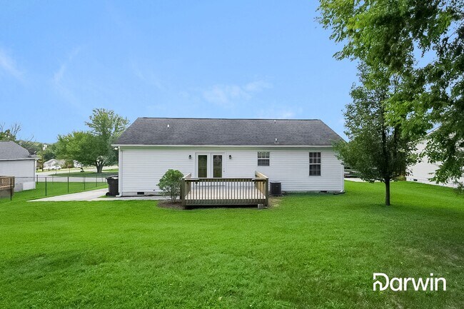 Building Photo - 100 Birch Tree Ln