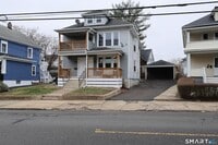 Building Photo - 146 Division St