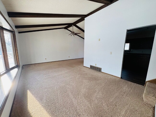 Building Photo - Winter Special half month off with February move in! 4-Bedroom Home in Blaine with 2 Full Baths a...