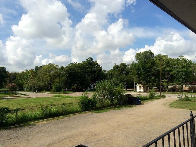 Primary Photo - 3812 Wipprecht St