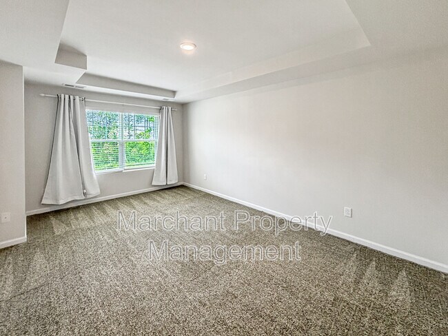 Building Photo - 324 E Compass Wy