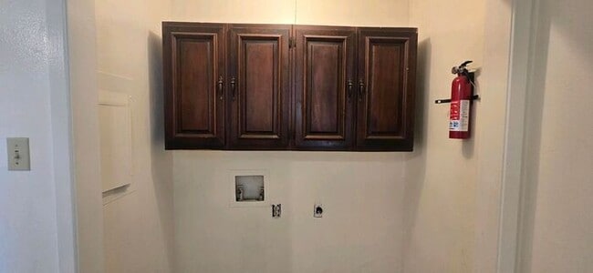 Building Photo - Available! 2 Bedroom 1 Bath Close to Everything! Longview, TX!