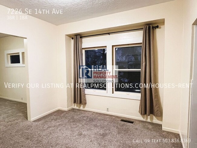 Building Photo - 7226 SE 14th Ave
