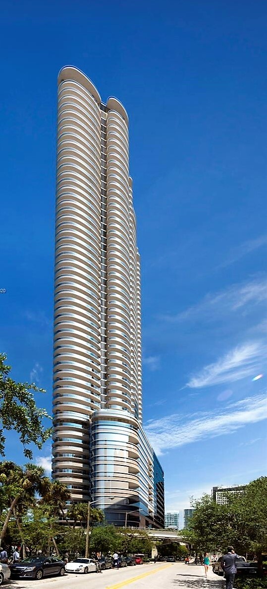 Building Photo - 1000 Brickell Plz