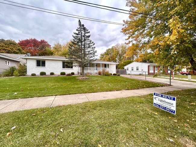 Primary Photo - 4311-4313 Dawes Court SE