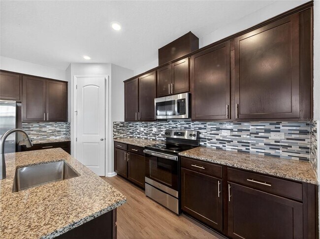 Building Photo - 8053 Cherrystone St