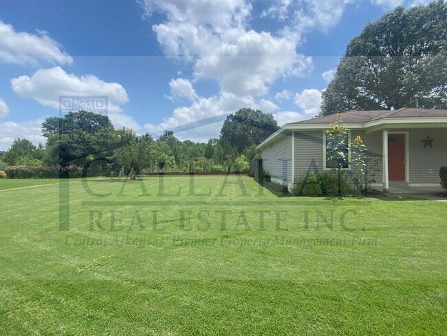 Building Photo - Jacksonville 4 Bedroom Home