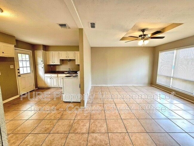 Building Photo - 4833 Mokry Dr