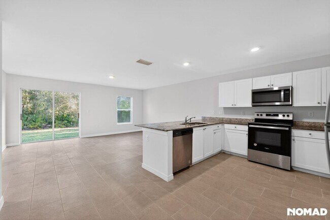 Building Photo - 18118 Sullivan Ave